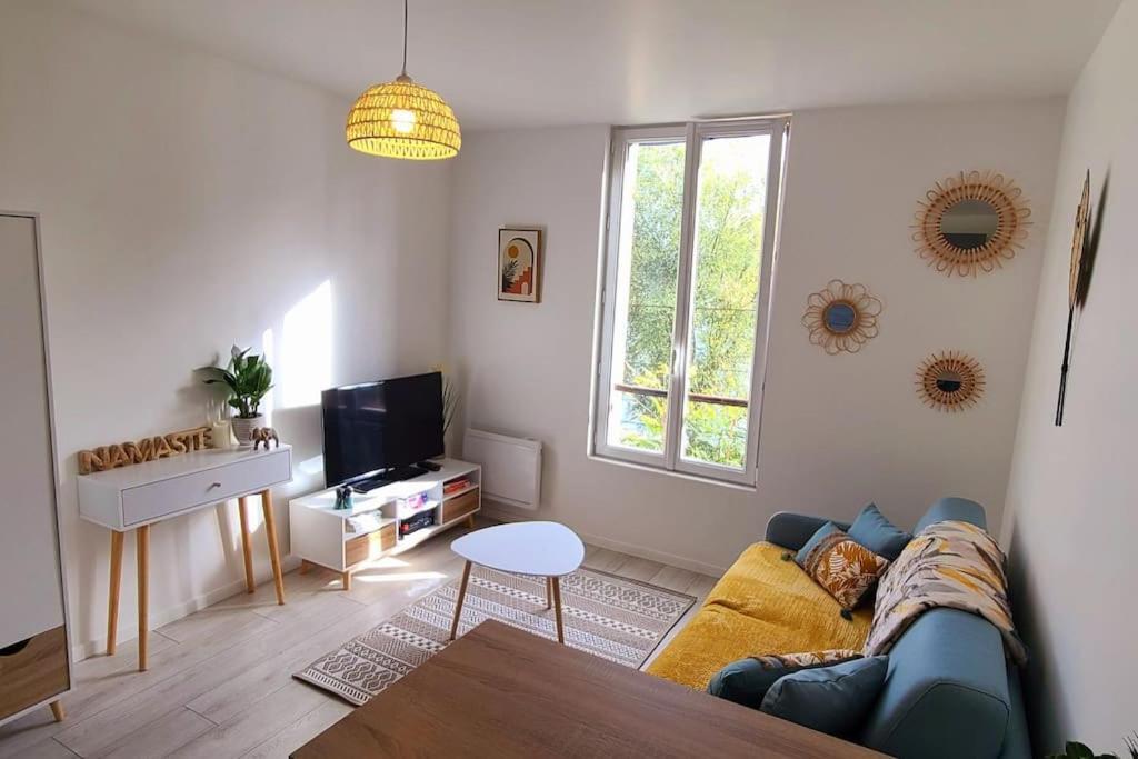 Studio Cosy Avec Vue Sur La Seine Conflans-Sainte-Honorine Extérieur photo