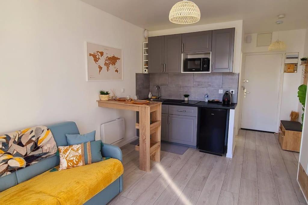 Studio Cosy Avec Vue Sur La Seine Conflans-Sainte-Honorine Extérieur photo