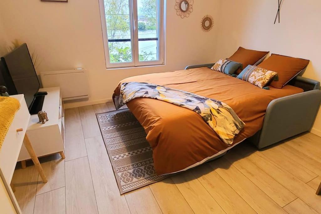 Studio Cosy Avec Vue Sur La Seine Conflans-Sainte-Honorine Extérieur photo
